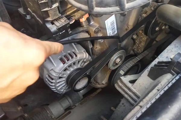 略阳转速传感器的工作原理是什么？